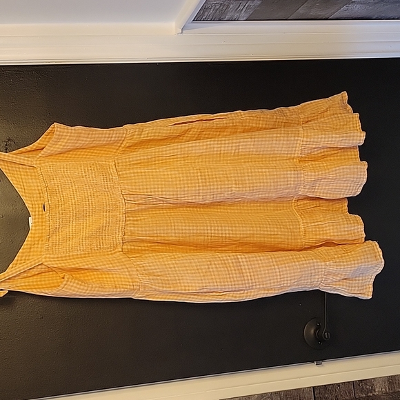 Old Navy dress - Picture 2 of 2